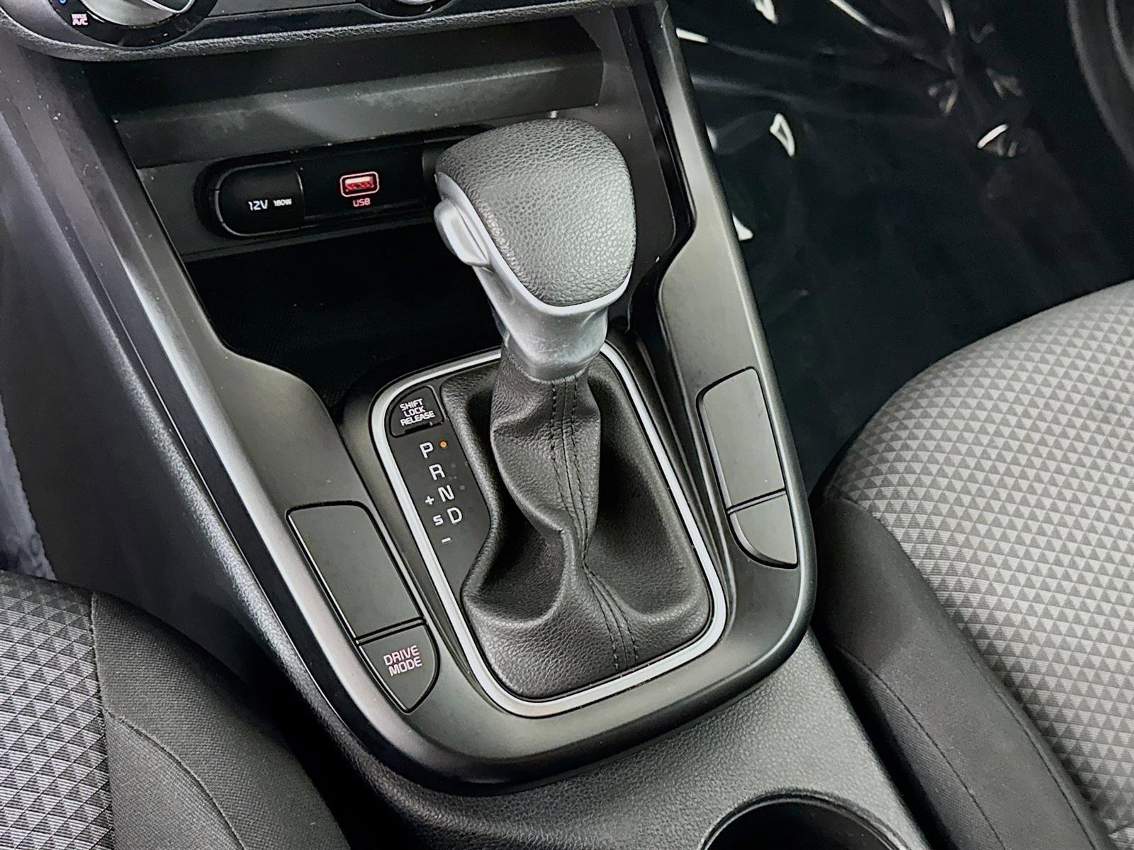 Used 2022 Kia Soul LX image 17