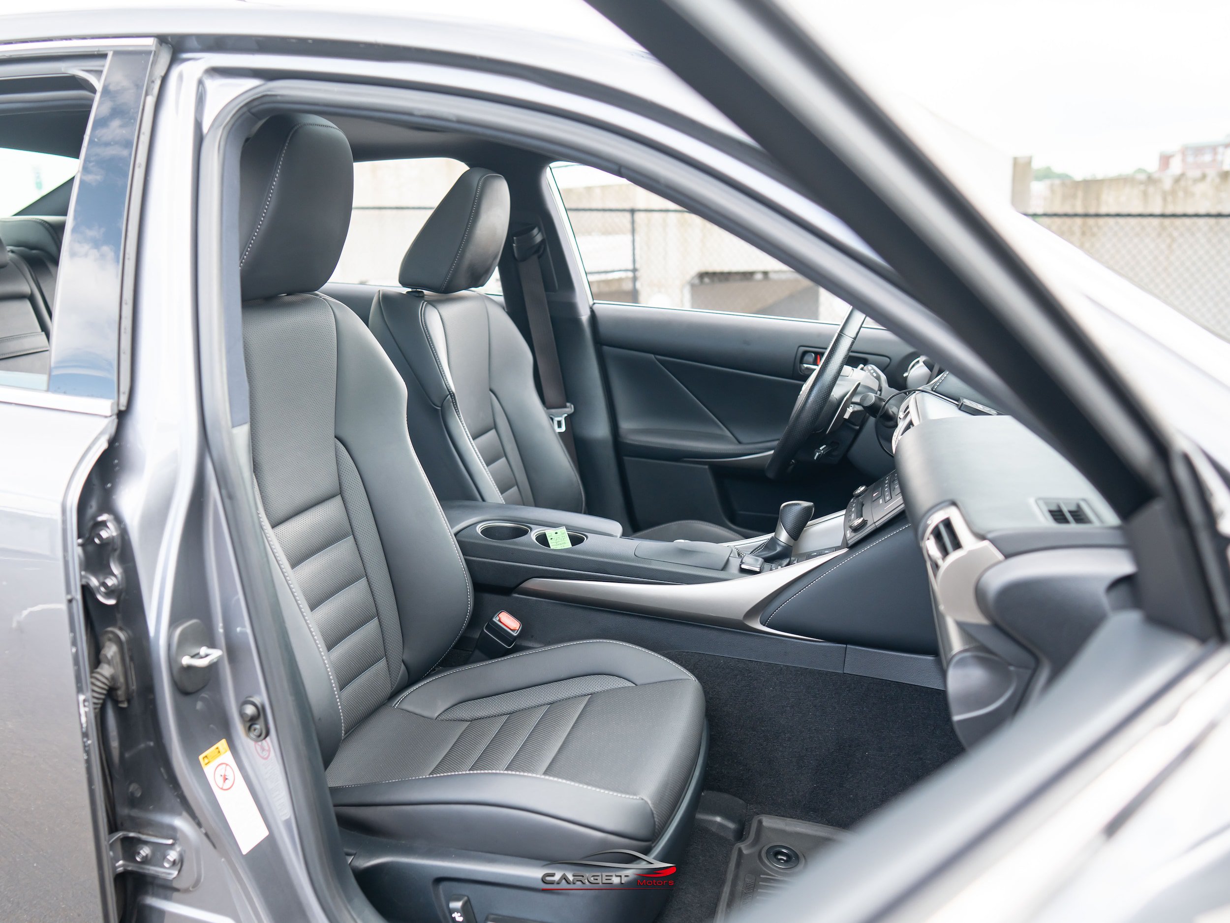 Used 2016 Lexus IS 300 AWD w/ F Sport Package image 17