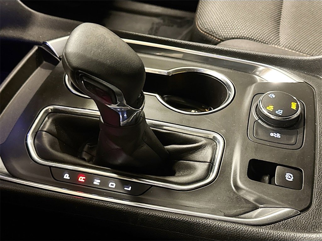Used 2021 Chevrolet Traverse LS image 15