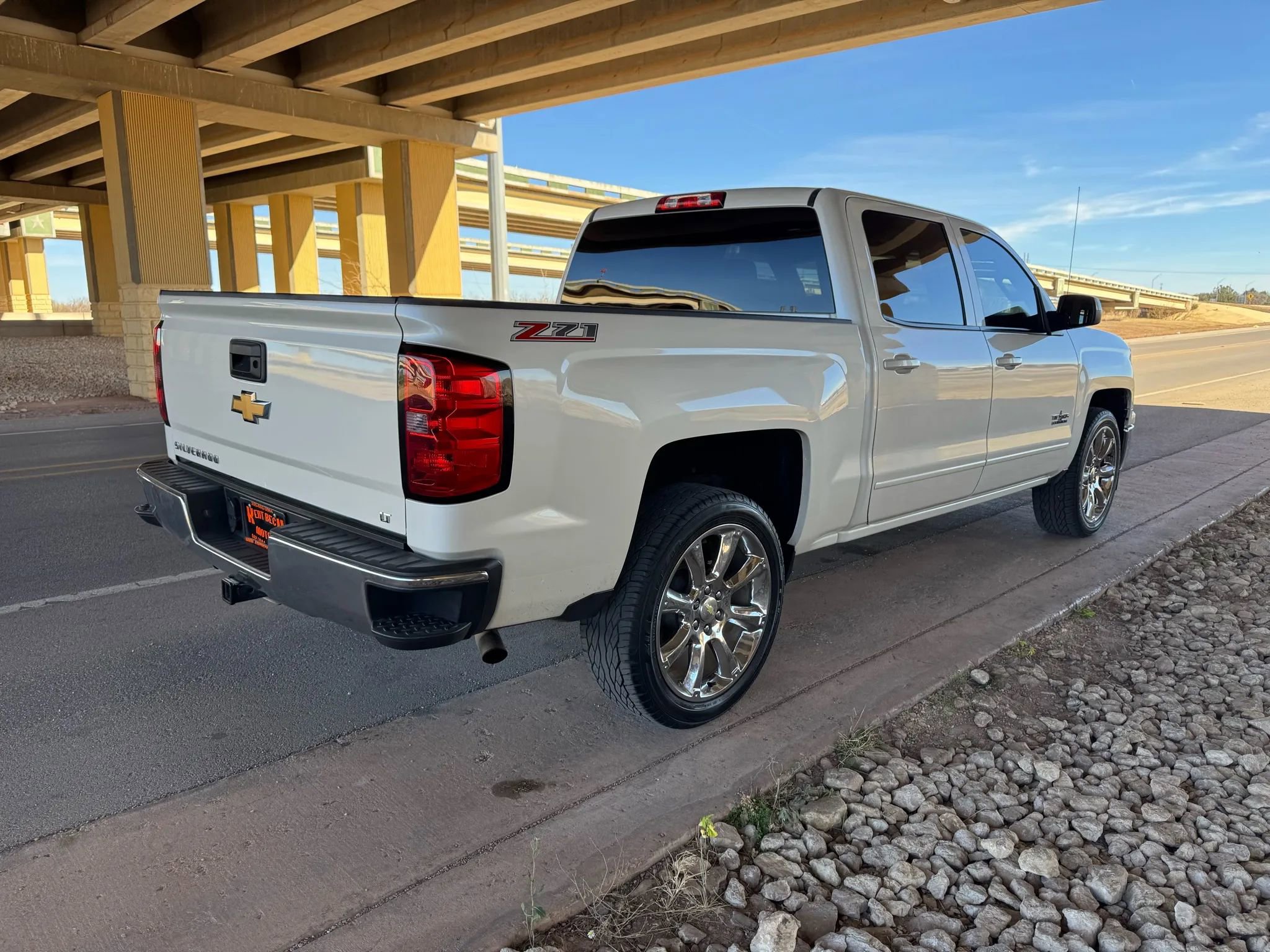 Used 2015 Chevrolet Silverado 1500 LT w/ Texas Edition, 1LT Trim image 3