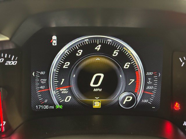 Used 2015 Chevrolet Corvette Stingray Coupe RWD image 14