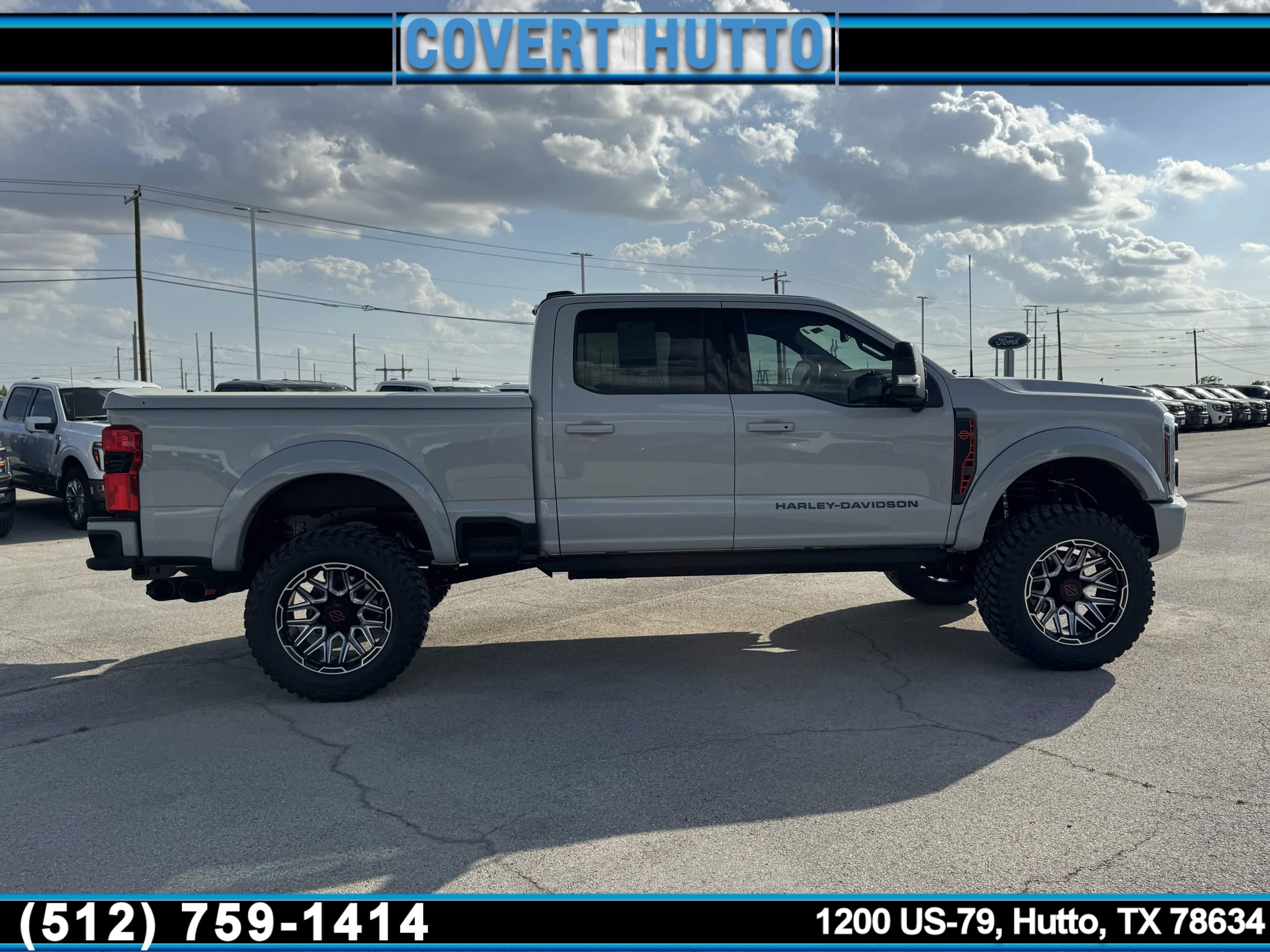 New 2026 Ford F250 Lariat w/ Black Appearance Package image 5