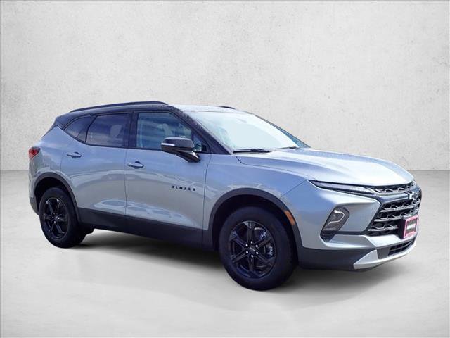 New 2026 Chevrolet Blazer LT w/ Midnight/Sport Edition AWD/4WD image 6