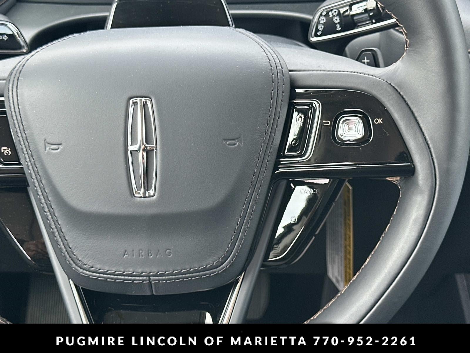 New 2026 Lincoln Aviator Reserve w/ Jet Appearance Package RWD image 26