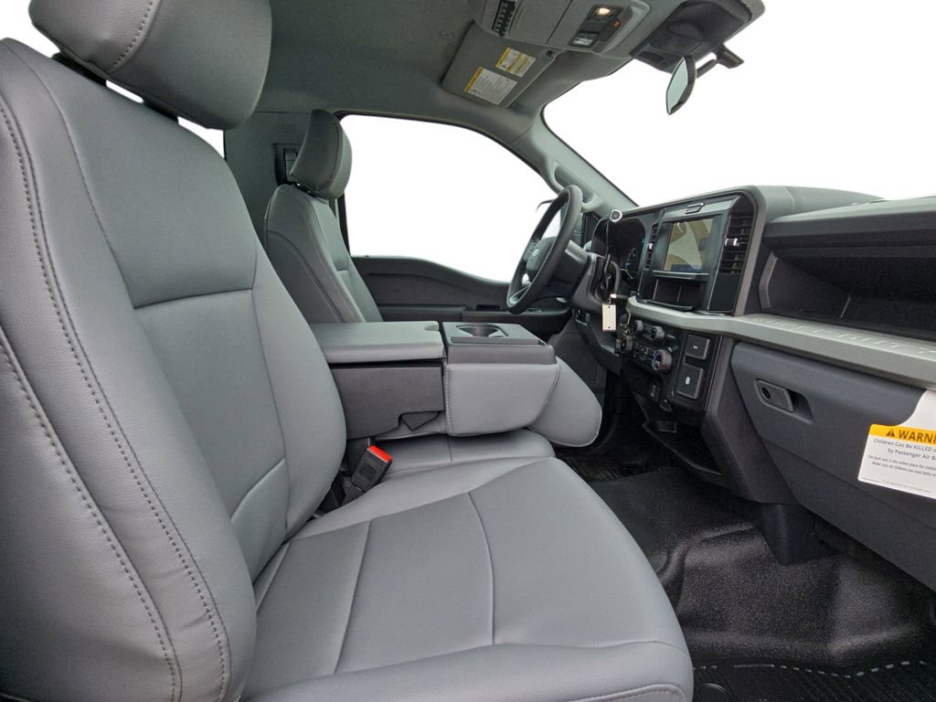 New 2026 Ford F250 XL w/ FX4 Off-Road Package image 9