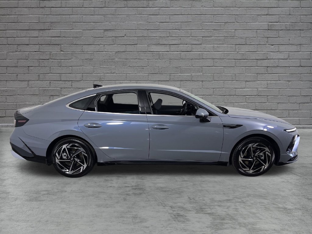New 2026 Hyundai Sonata SEL FWD image 6