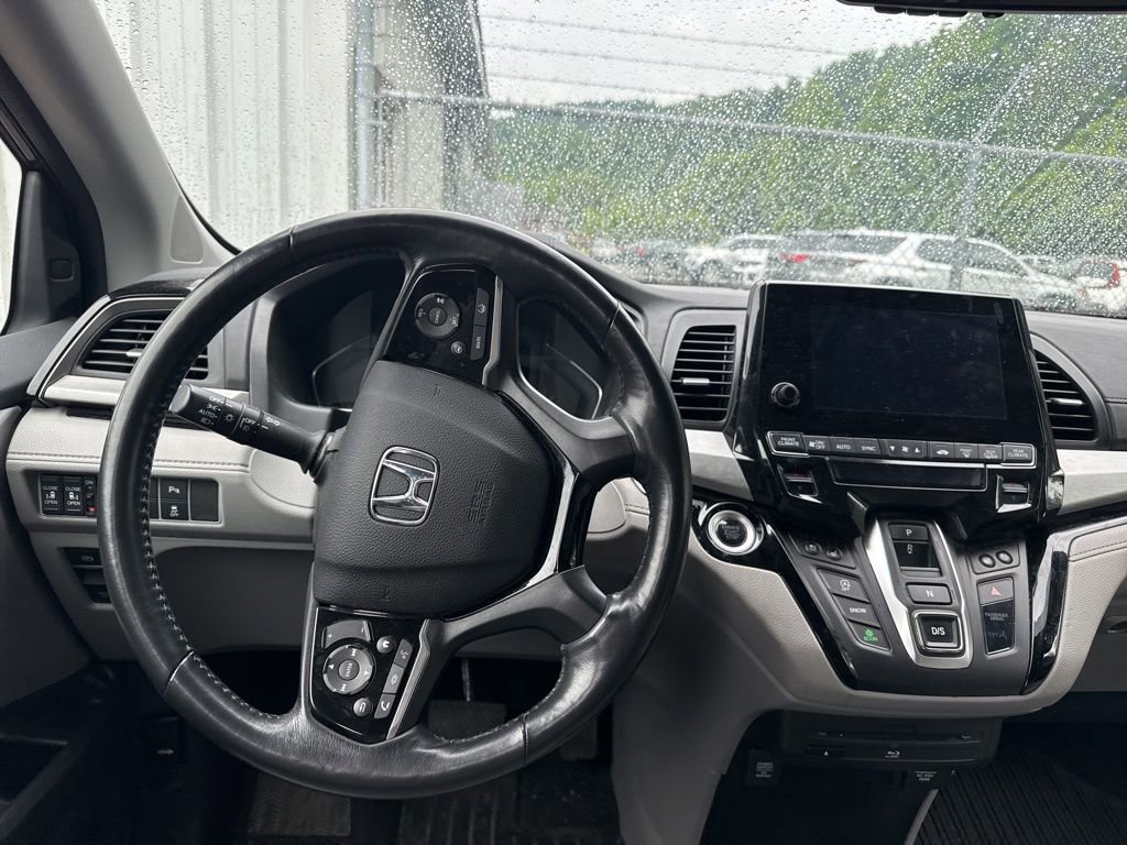 Used 2018 Honda Odyssey Elite image 14