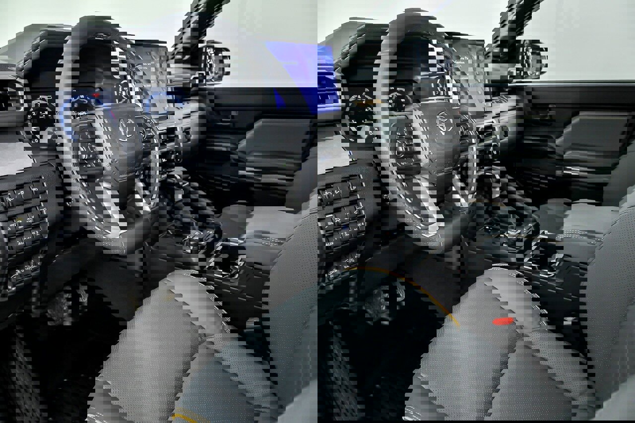 Used 2025 Toyota 4Runner Trailhunter image 19