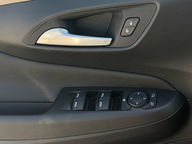 New 2026 Buick Envista Sport Touring FWD image 23
