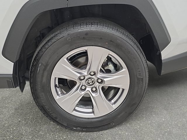 Certified 2025 Toyota RAV4 XLE AWD/4WD image 29