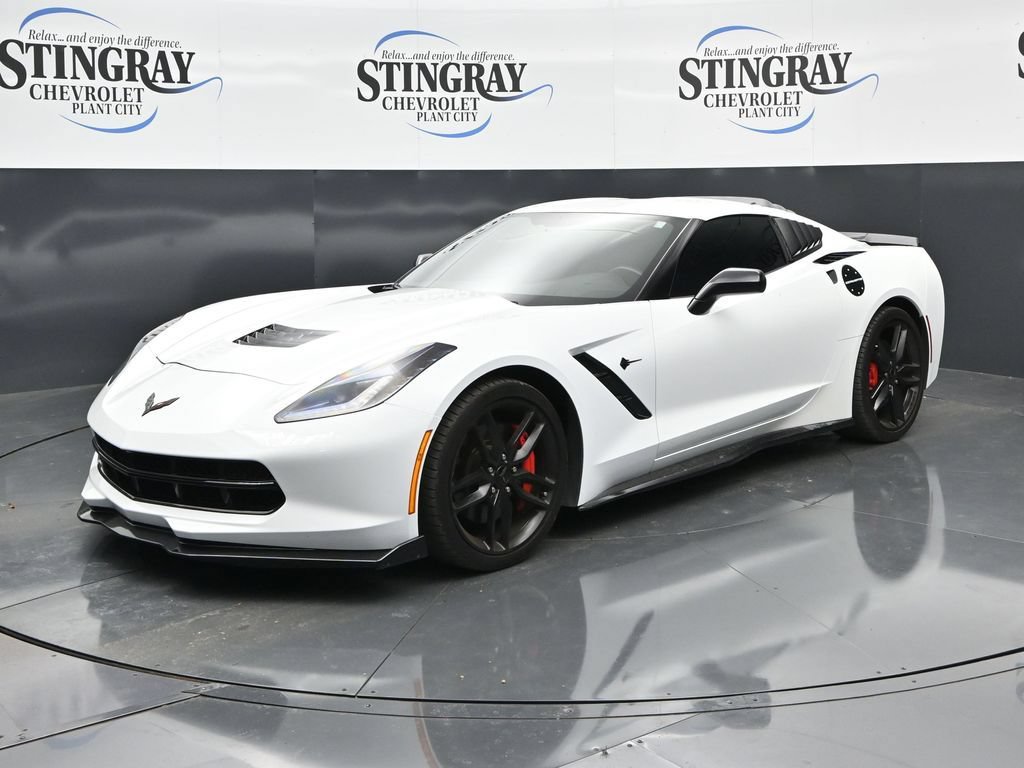 Used 2019 Chevrolet Corvette Stingray Coupe w/ Carbon Flash Badge Package RWD image 3