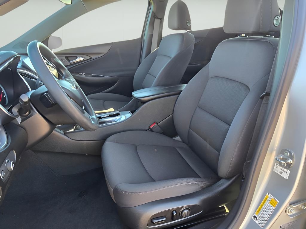 Used 2021 Chevrolet Malibu LT image 13
