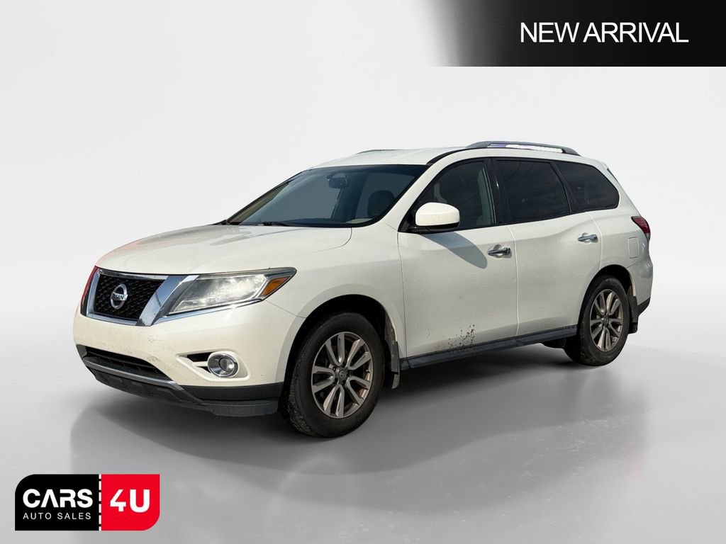 Used 2016 Nissan Pathfinder SV w/ Trailer Tow Package FWD image 3