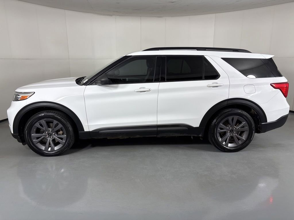 Used 2021 Ford Explorer XLT w/ Equipment Group 202A RWD image 6