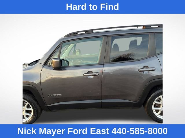 Used 2020 Jeep Renegade Latitude FWD image 14