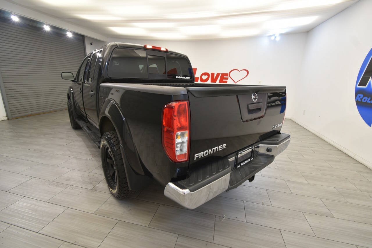 Used 2018 Nissan Frontier SV AWD/4WD image 3