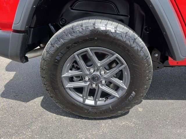 Certified 2025 Jeep Wrangler Unlimited Sport AWD/4WD image 11