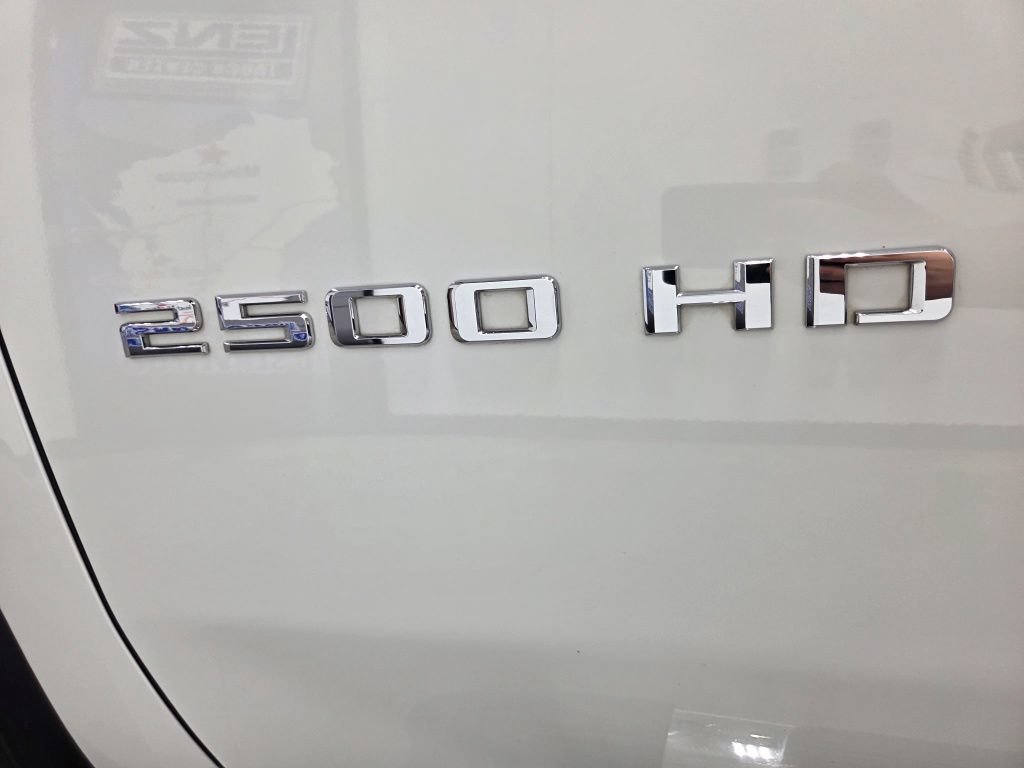 Used 2022 Chevrolet Silverado 2500 LTZ AWD/4WD image 19