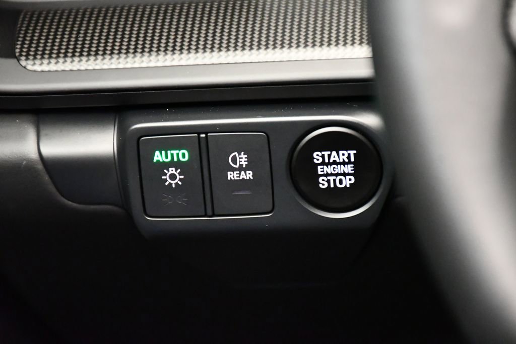 Used 2025 Porsche 911 Targa 4 GTS image 33