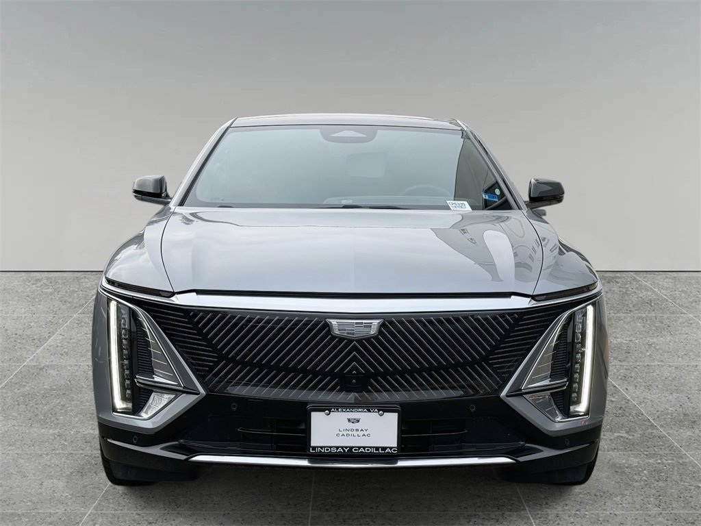 Used 2025 Cadillac Lyriq Luxury w/ LPO, Floor Liner Package image 8