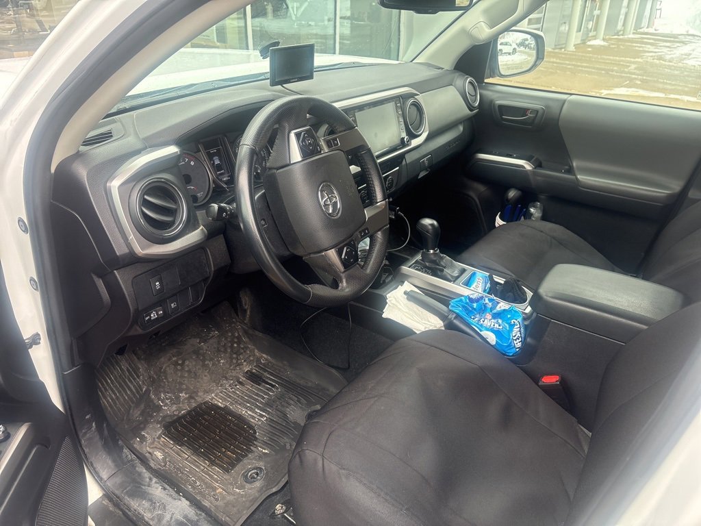 Used 2023 Toyota Tacoma SR5 image 2