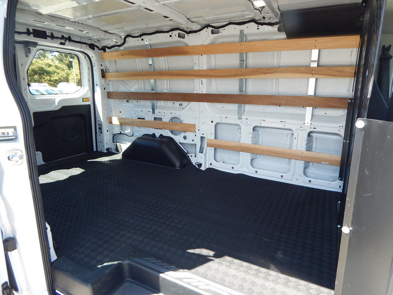 Used 2025 Ford Transit 250 Low Roof w/ Exterior Upgrade Package RWD image 16