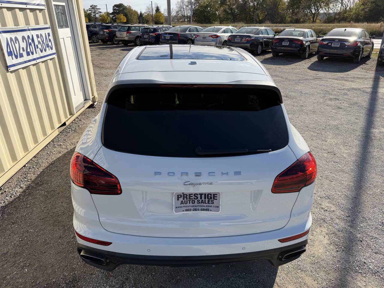 Used 2017 Porsche Cayenne Platinum Edition image 7