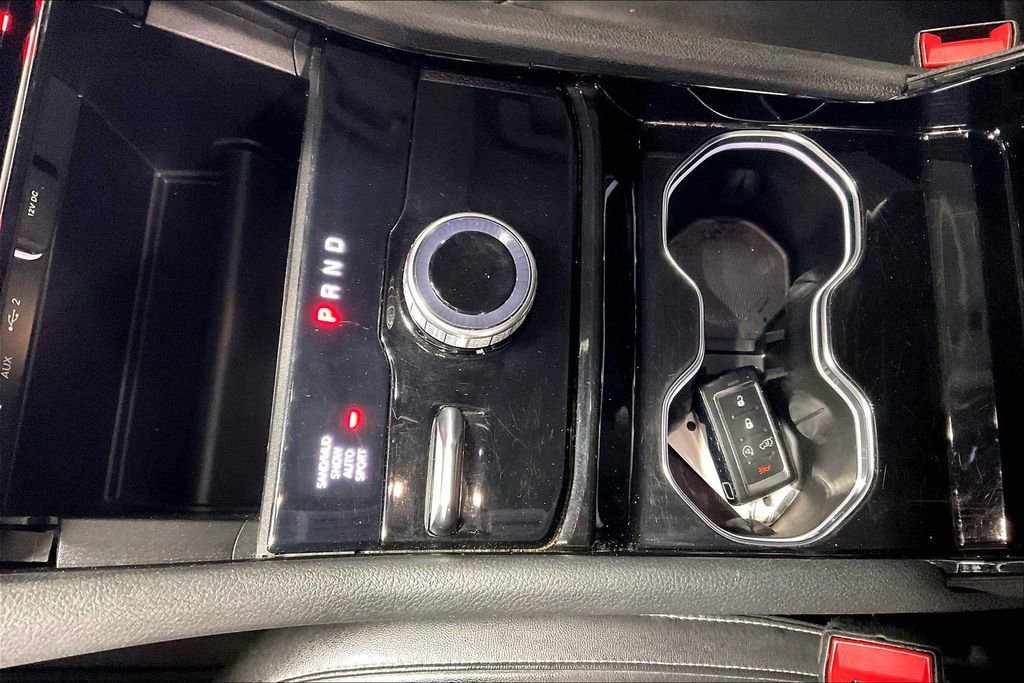 Used 2023 Jeep Grand Cherokee Limited image 17