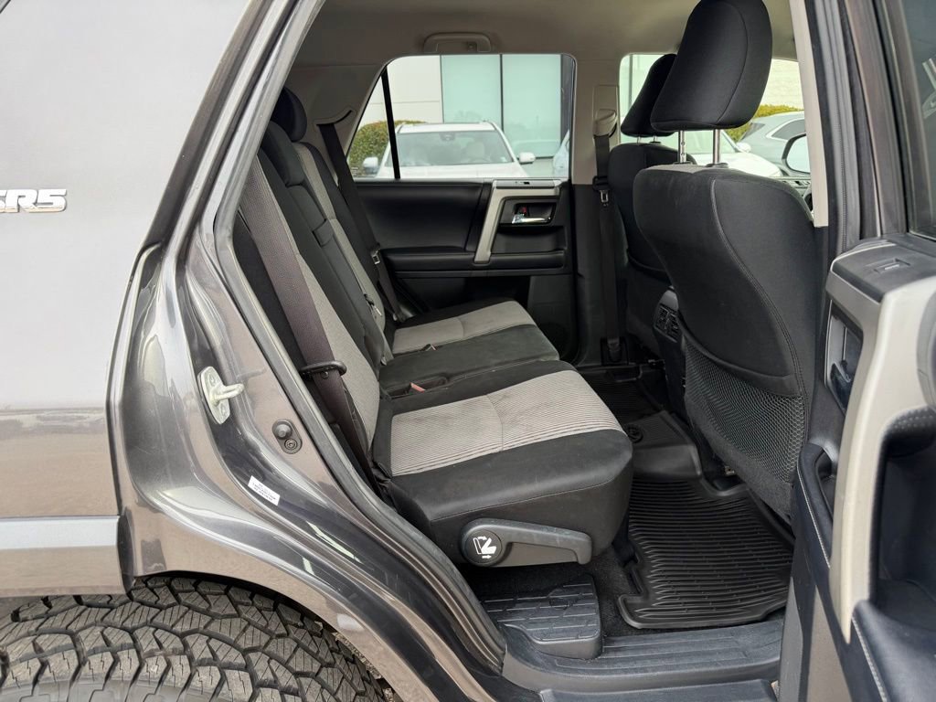 Used 2018 Toyota 4Runner SR5 image 25