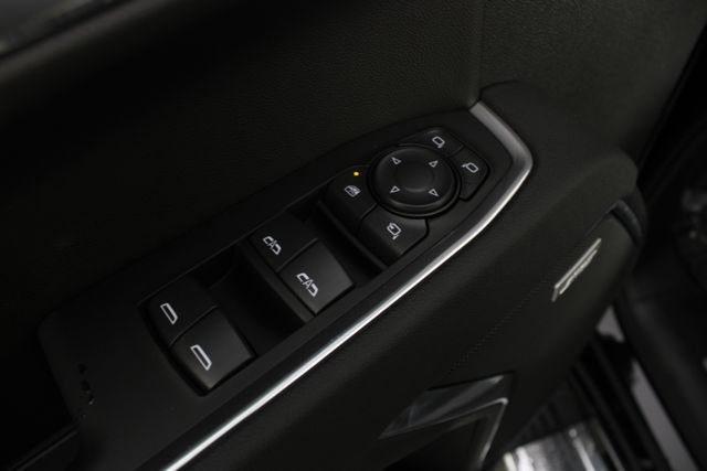 New 2026 GMC Sierra 1500 SLT image 16