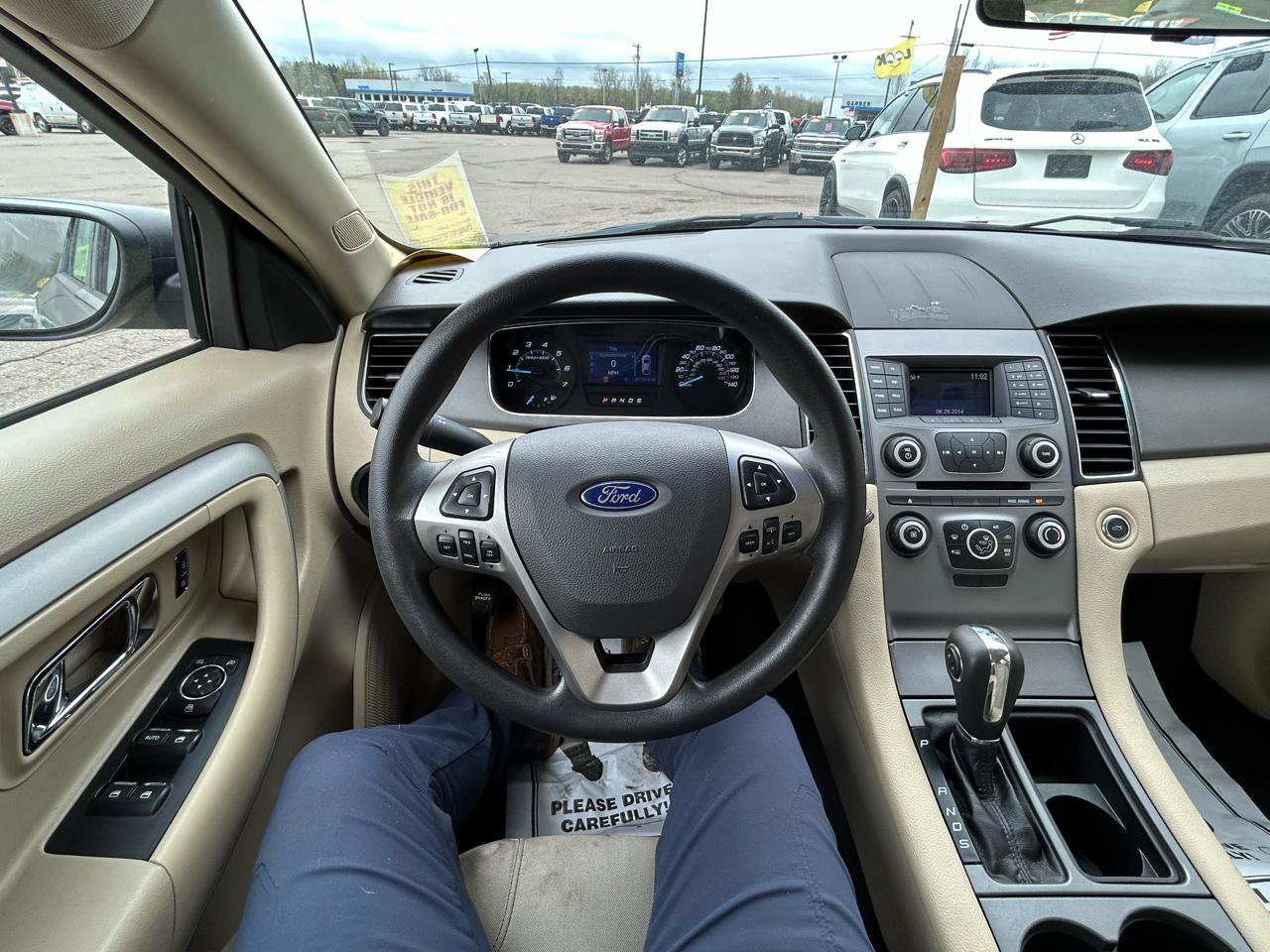 Used 2017 Ford Taurus SE FWD image 29