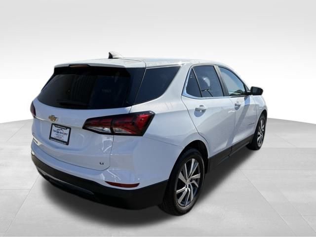 Used 2024 Chevrolet Equinox LT w/ LPO, Floor Liner Package image 5
