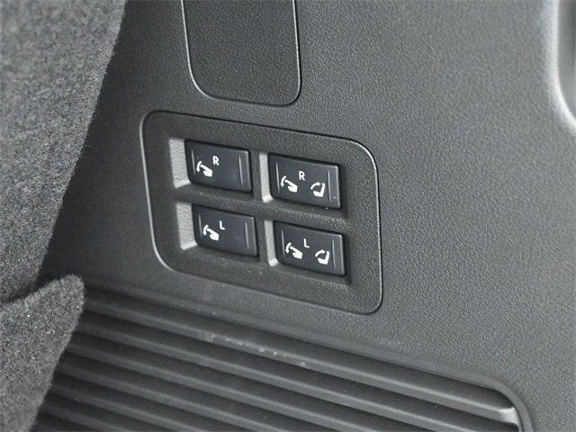 Used 2025 Nissan Armada SL w/ Captain's Chari Seat Package image 31