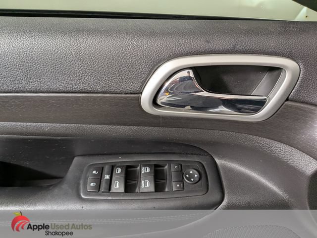 Used 2015 Jeep Grand Cherokee Altitude AWD/4WD image 9