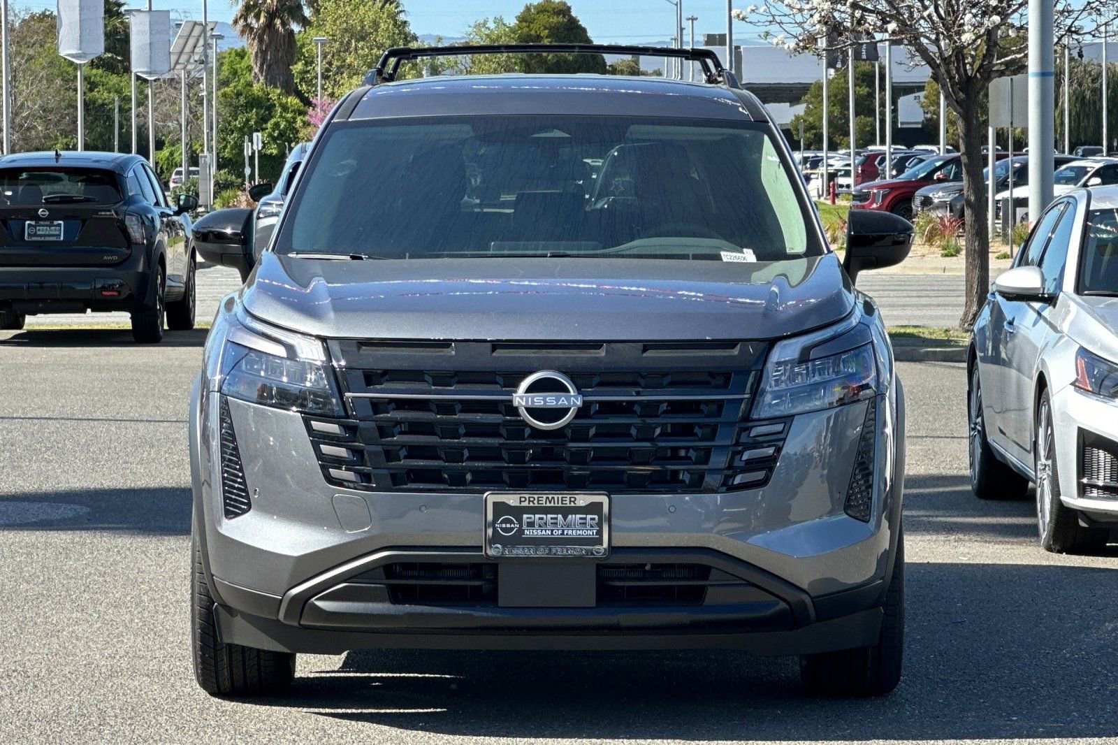 New 2026 Nissan Pathfinder SV w/ Cargo Package image 6