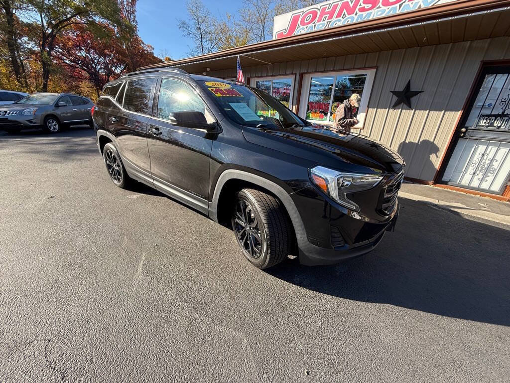 Used 2019 GMC Terrain SLE w/ Driver Convenience Package image 2