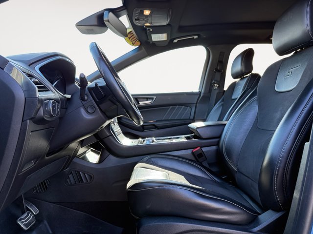 Used 2019 Ford Edge ST w/ Equipment Group 401A AWD/4WD image 12