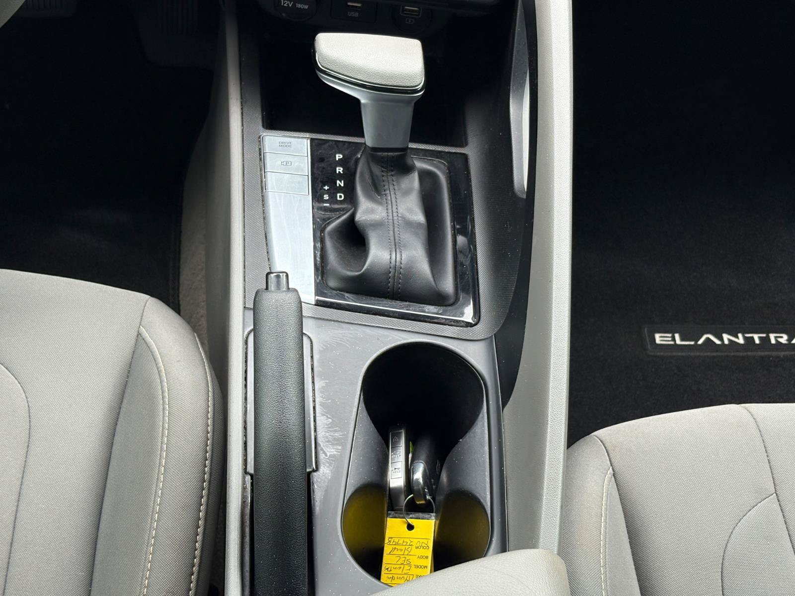 Used 2022 Hyundai Elantra SEL FWD image 21