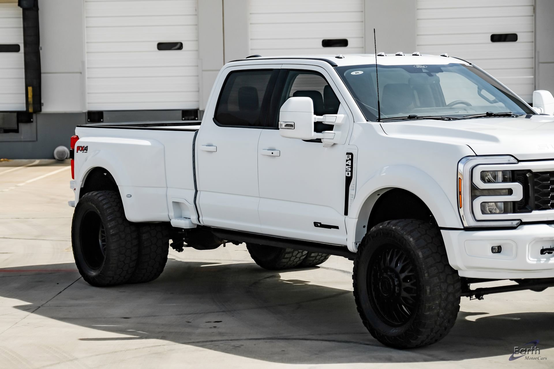 Used 2026 Ford F450 Lariat w/ FX4 Off-Road Package image 23