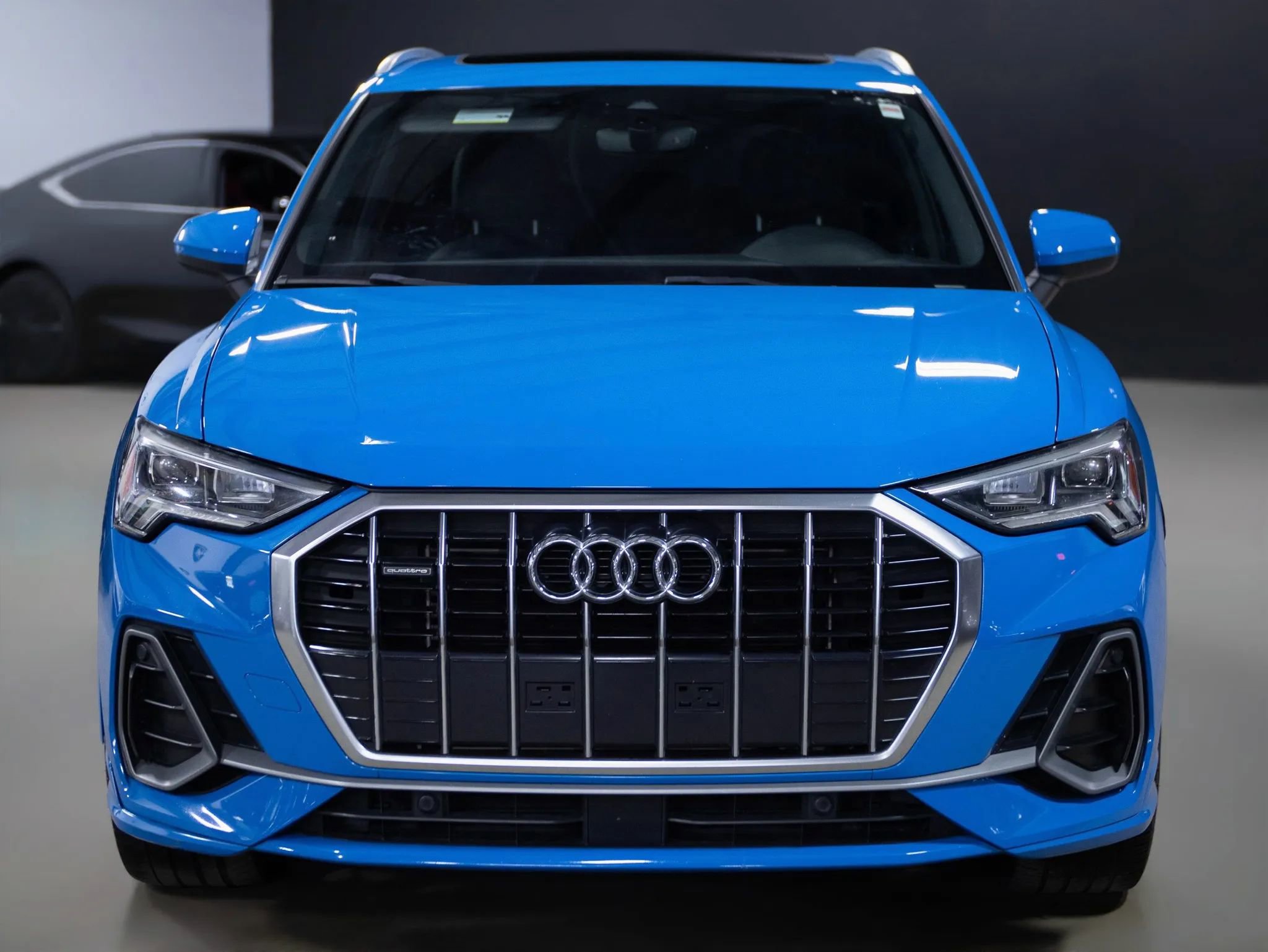 Used 2020 Audi Q3 2.0T Premium Plus w/ Premium Plus Package image 4