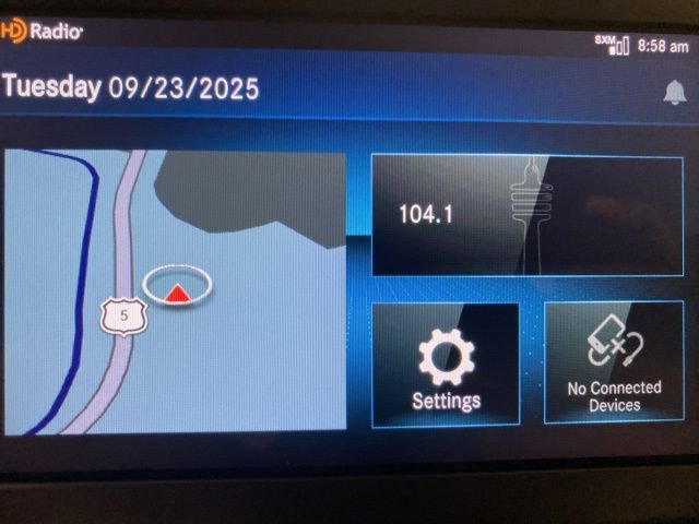 Used 2023 Mercedes-Benz Metris Passenger image 14