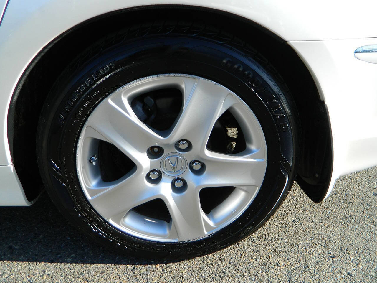 Used 2006 Acura RL image 25