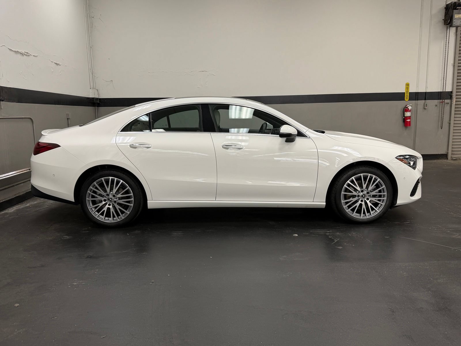 Used 2025 Mercedes-Benz CLA 250 image 5