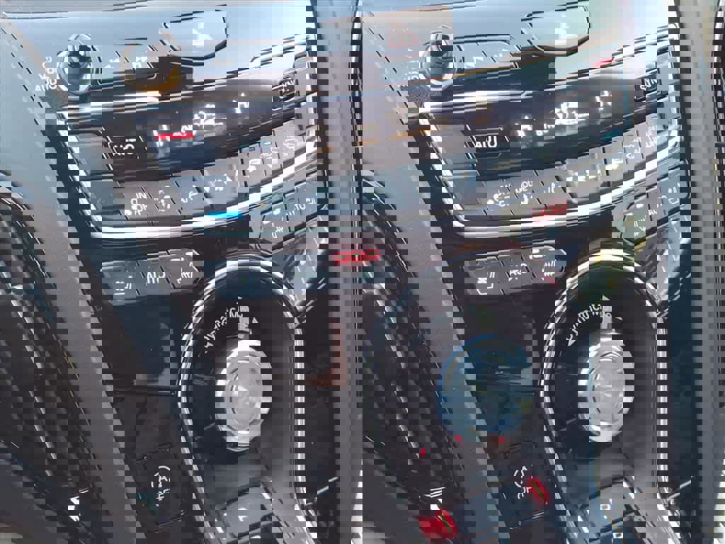 Certified 2025 Acura RDX A-Spec image 21