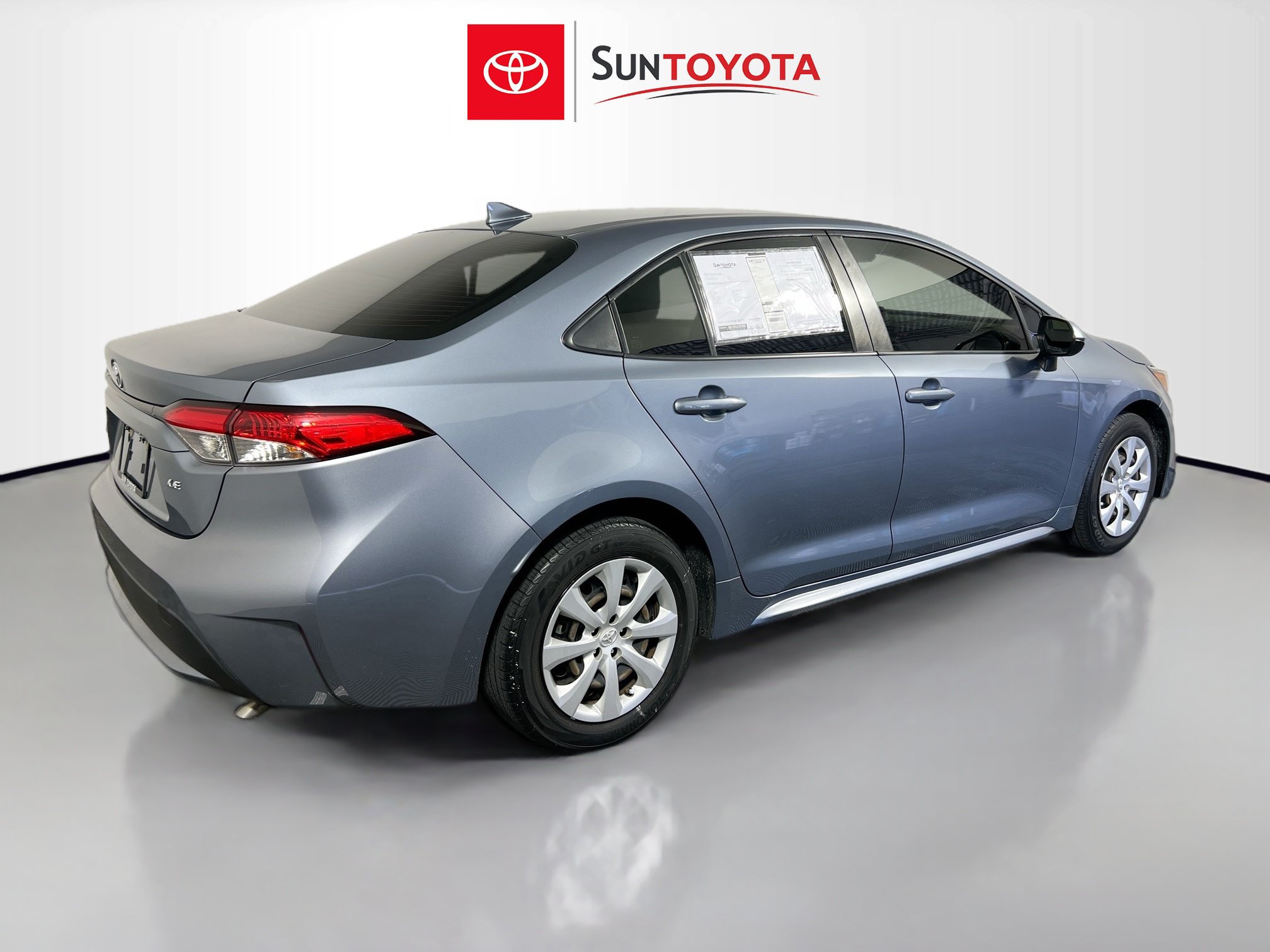 Used 2022 Toyota Corolla LE FWD image 4