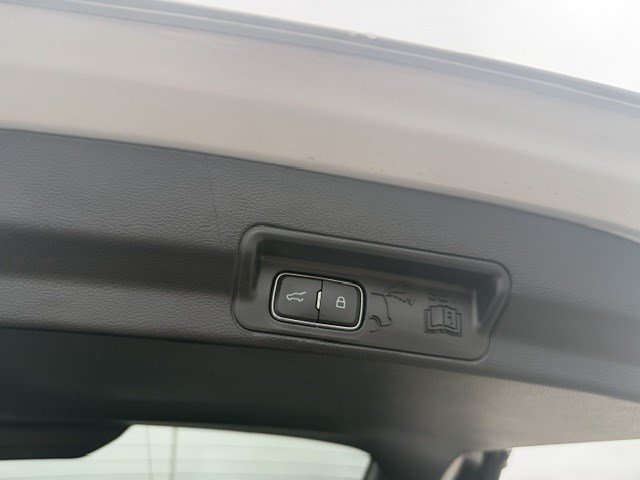 Certified 2026 Ford Explorer Platinum w/ LUX Leather Package AWD/4WD image 37