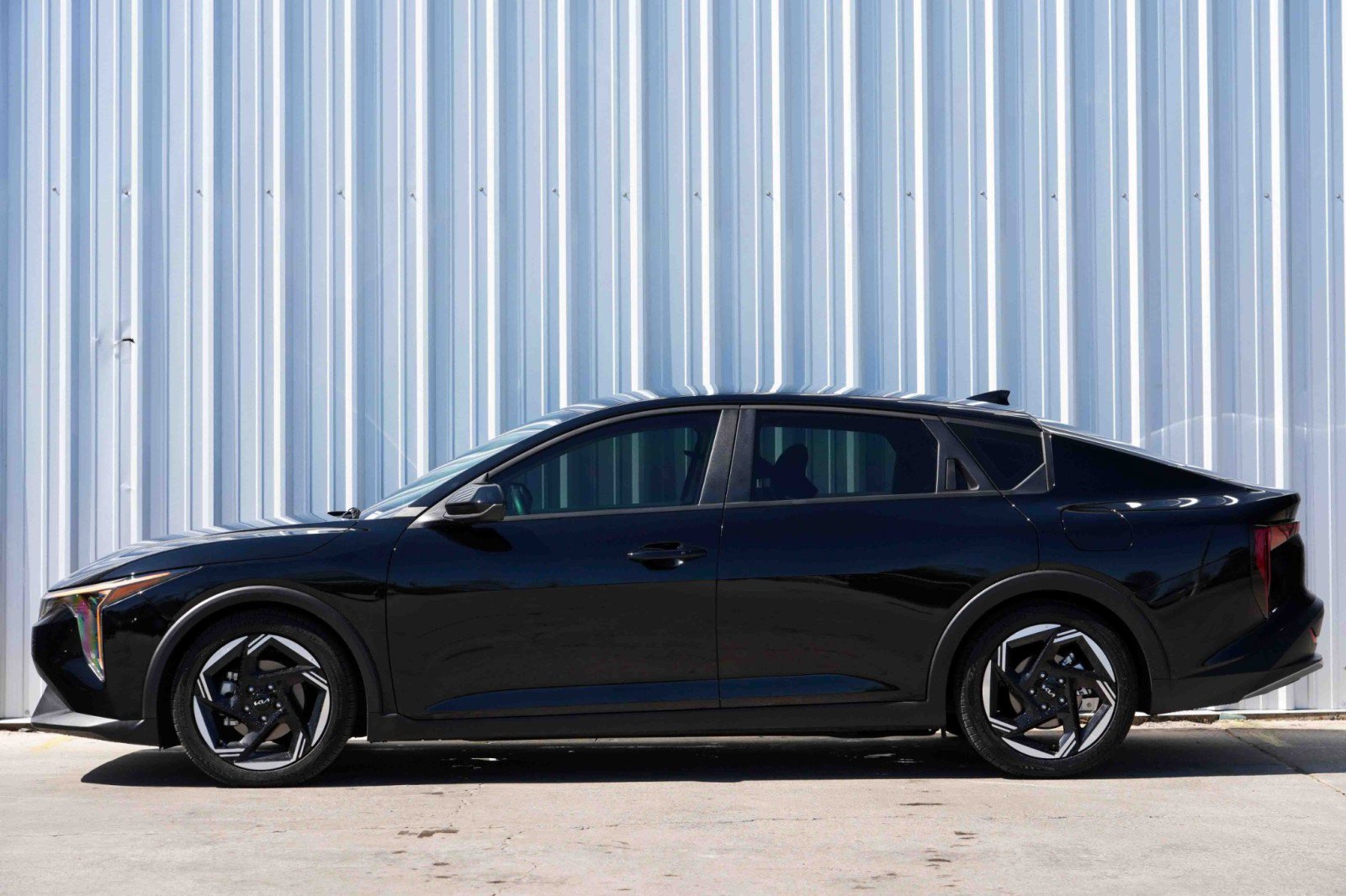 Used 2025 Kia K4 EX image 8