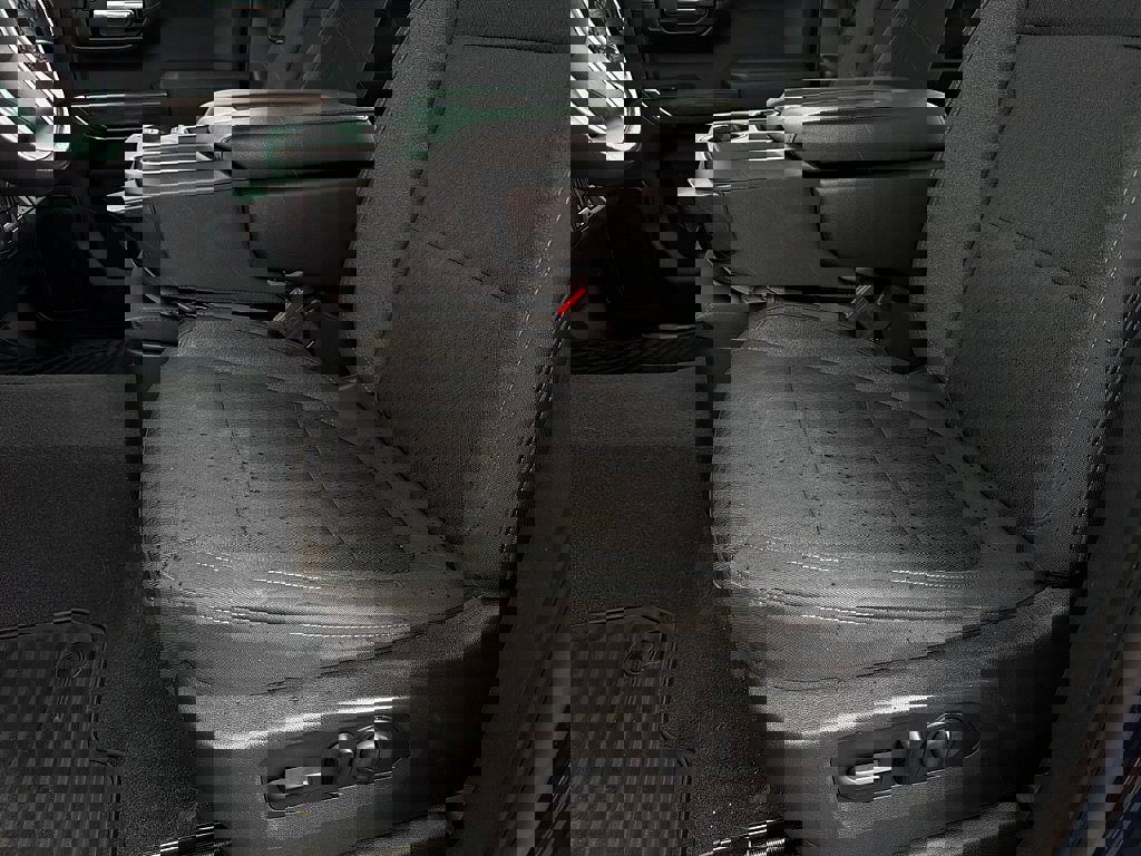 Used 2020 Chevrolet Silverado 1500 LT w/ All-Star Edition image 9