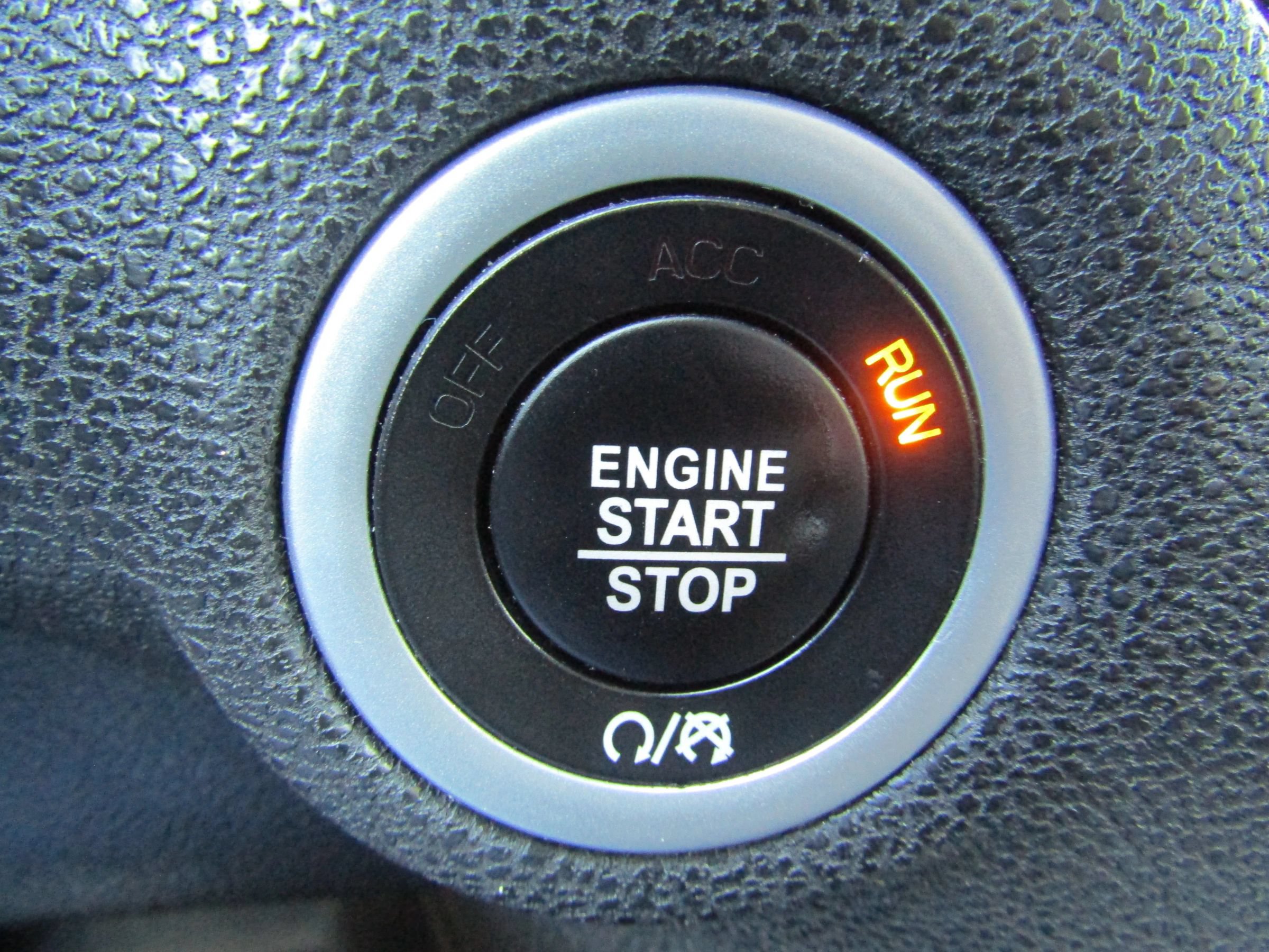 Used 2018 Chrysler 300 S w/ Safetytec Plus Group AWD/4WD image 32