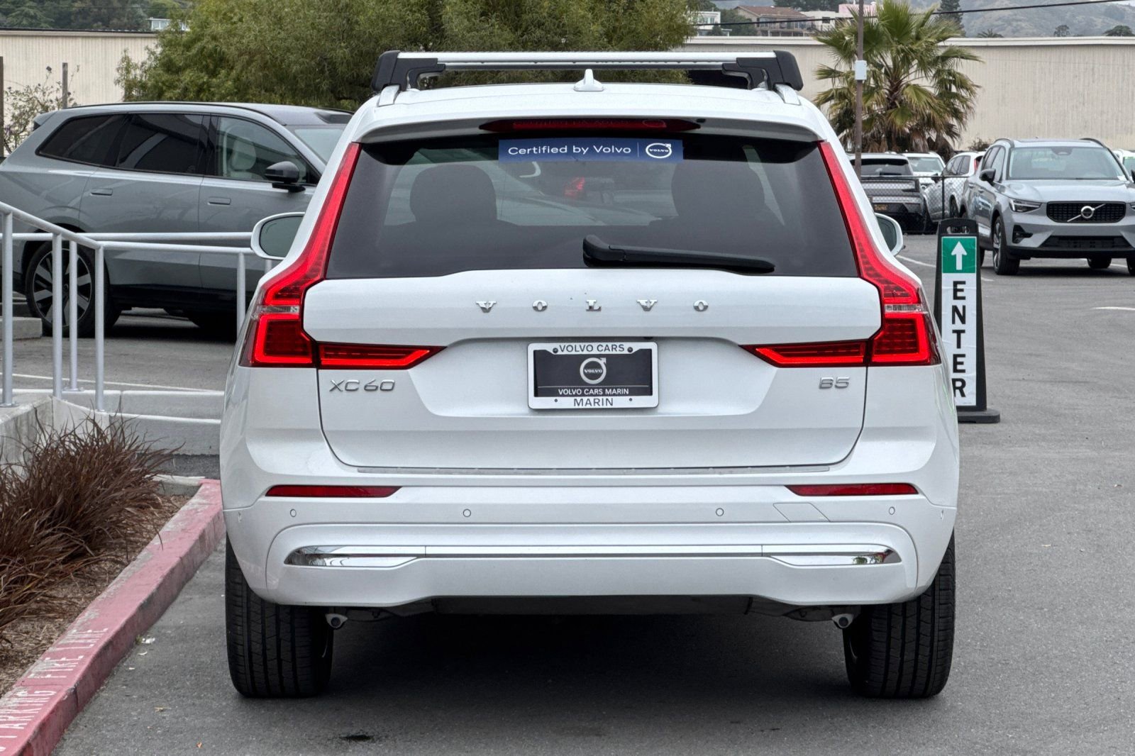 Certified 2023 Volvo XC60 B5 Plus w/ Protection Package Premier FWD image 8